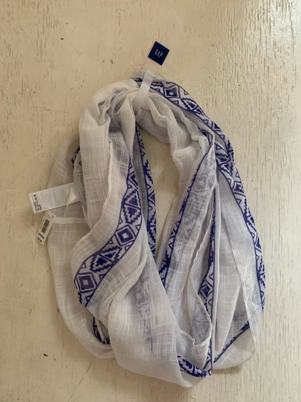 GAP White Sheer Infinity Scarf with Navy Blue Geometric Accent